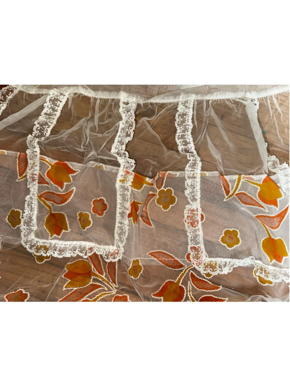 Lot 4 Vintage Christmas Holiday Aprons Half Reversible Retro Sheer Lace Cotton